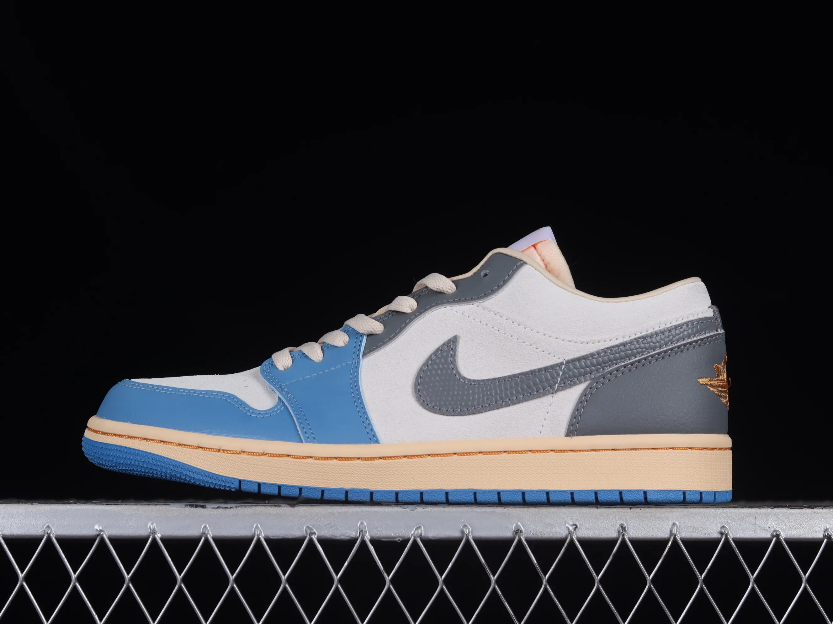 All categories Air Jordan Jordan series basketball shoes Air Jordan 1 Low G version pure original Air Jordan 1 Low "UNC Grey" AJ1 Joe 1 cement North Carolina blue low-top basketball shoes DZ5376-469